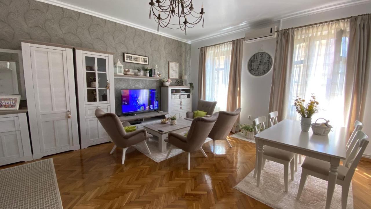 Old Town Apartment Ana Σίμπιου Εξωτερικό φωτογραφία